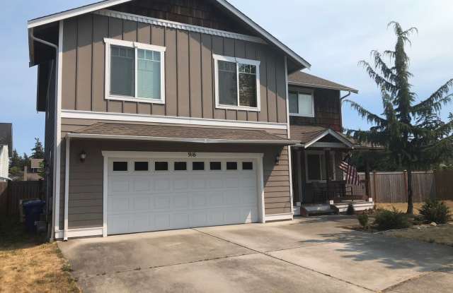 916 Longview Dr. - 916 Northwest Longview Drive, Oak Harbor, WA 98277