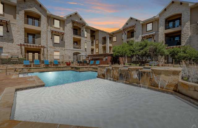 Arioso Apartments & Townhomes Gallery 3