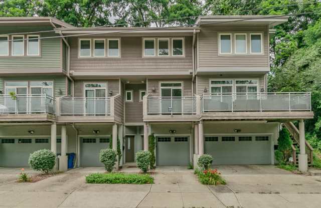 2872 West 11th Street photos photos