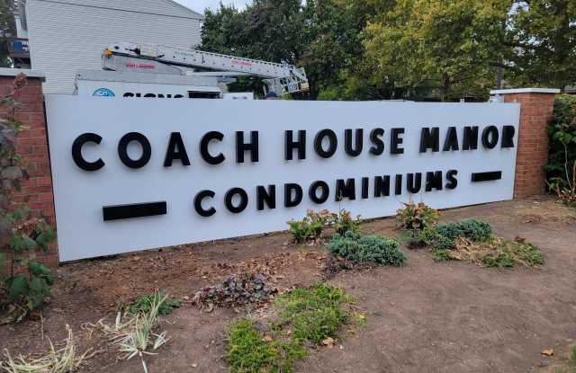 5685 Coach Dr E photos photos