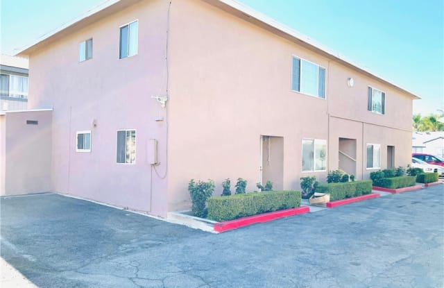 5836 Kingman Avenue photos photos