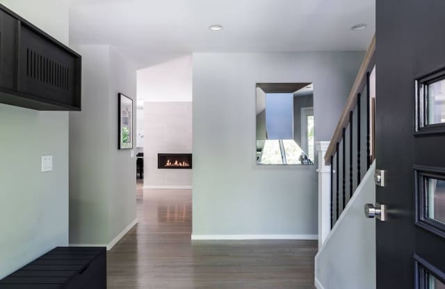 195 Northside Drive Gallery 4