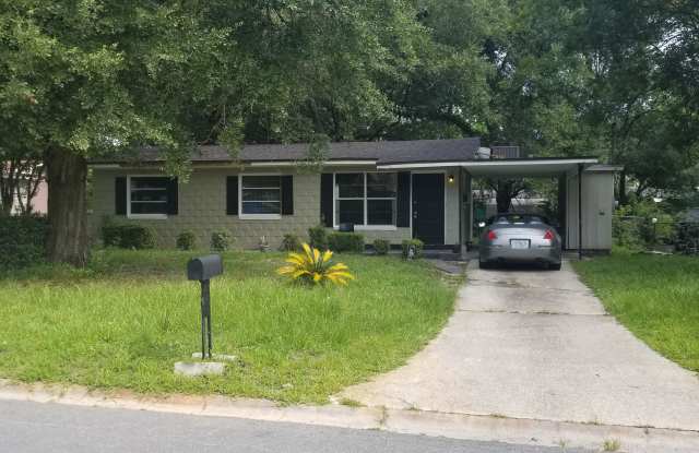4917 DALLEN LEA DR Gallery 2