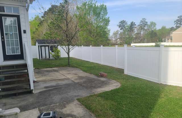 904 Hathaway Court Gallery 4