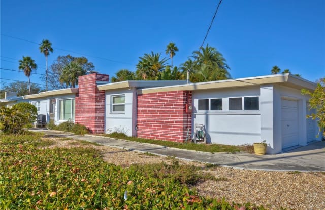 204 163RD AVENUE - 204 163rd Avenue, Redington Beach, FL 33708
