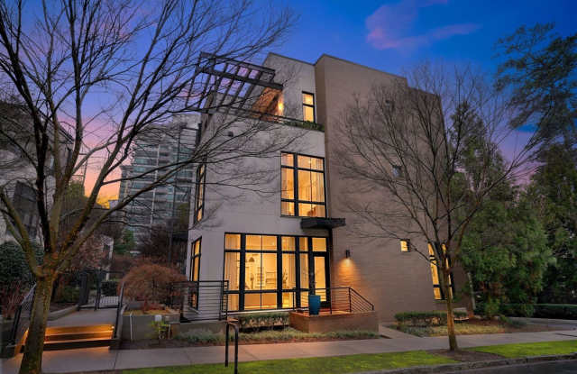 InTown Luxurious and Spacious 3BR House , Prime location in Atlanta photos photos