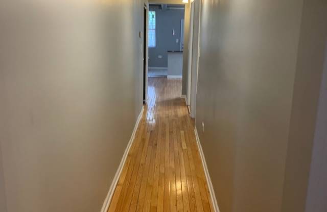 1530 East 65th Place Gallery 4