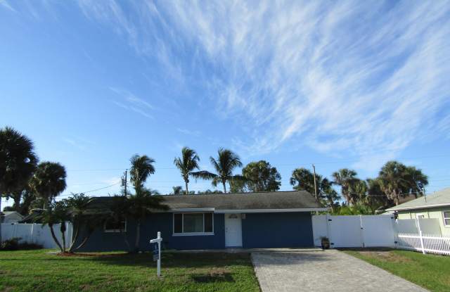 4188 Pompano Rd - 4188 Pompano Road, South Venice, FL 34293