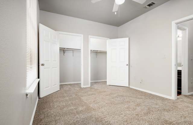 Houston Street Townhomes Gallery 3