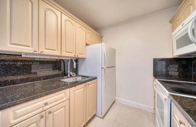 400 Minorca Ave photos photos