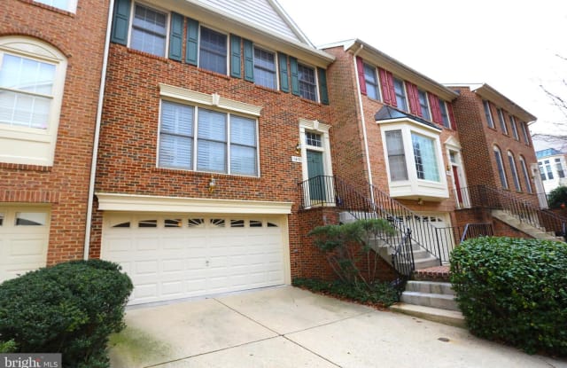 11419 HOLLOWSTONE DR - 11419 Hollowstone Drive, North Bethesda, MD 20852