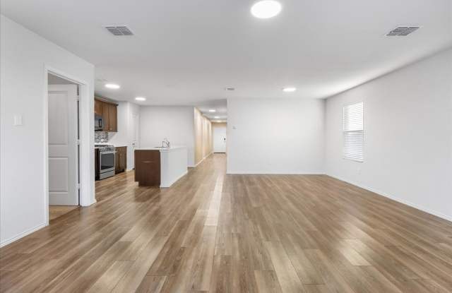 2918 Acacia Drive Gallery 4