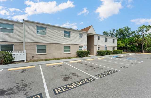 Spacious 4 Bed Condo Gallery 3