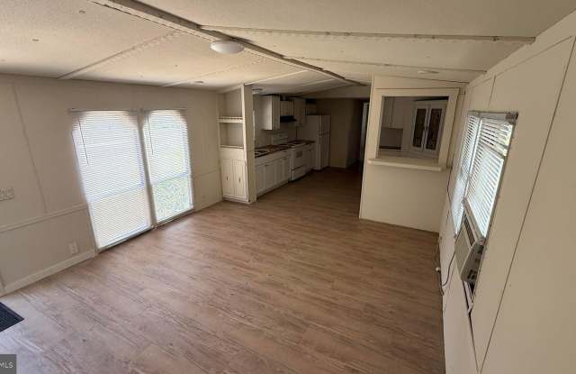 10054 LONGWOODS Road Gallery 2