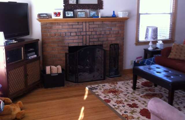 5429 Harriet Avenue South Gallery 2