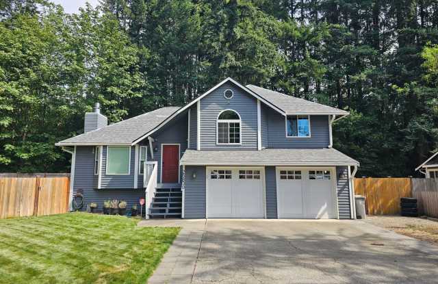 Covington rental home - well maintained and ready for move in Sept 15th - 3 bed, 2.5 bath, AC and more! photos photos
