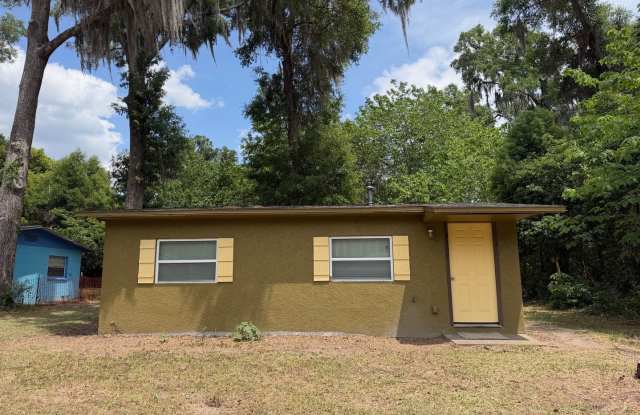 Updated 2BR/1BA Home – Modern Finishes – Gainesville, FL photos photos