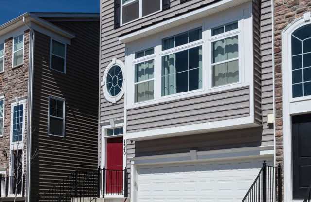 1340 CHAPEL CENTRE DRIVE Gallery 3