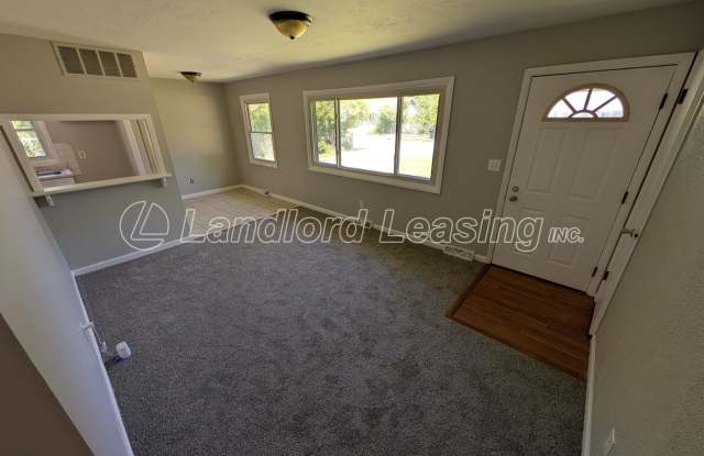 $995 Security Deposit Special! Gallery 3