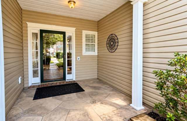557 Vermillion Dr. Gallery 3