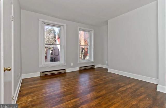 308 N MARKET Street N unit: #2-2 photos photos