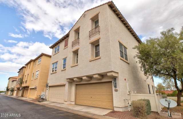 3652 E Horace Drive Gallery 1