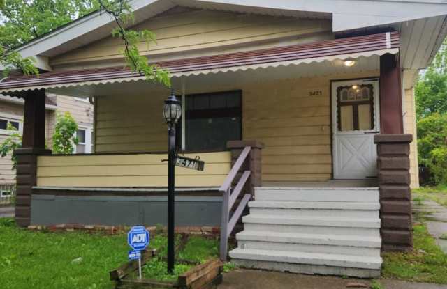Charming 3-Bedroom Property in Prime Location photos photos