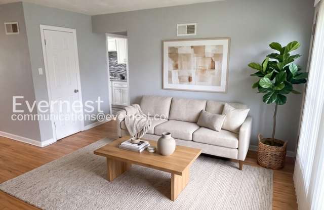 807 Fontaine Place Gallery 2