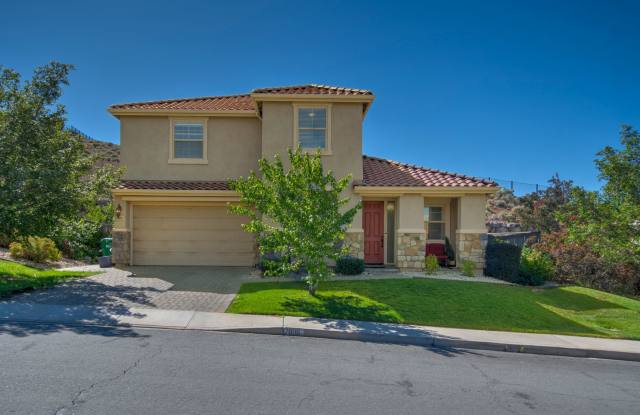 Spacious 4-Bedroom Home with Expansive Backyard in the North Valleys Gallery 3