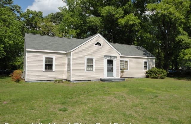 226 South Circle Drive - 226 South Circle Drive, Rocky Mount, NC 27804