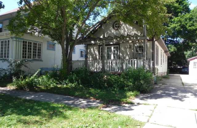 134 South Jackson Street Gallery 1