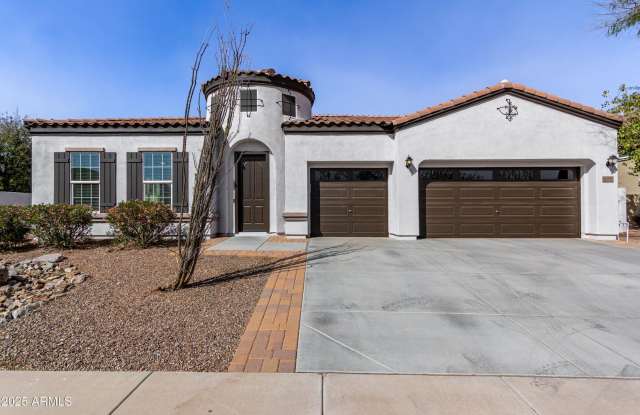 Stunning 4 bedroom, 3 bathroom home in the desirable community of Avian Trails!! photos photos