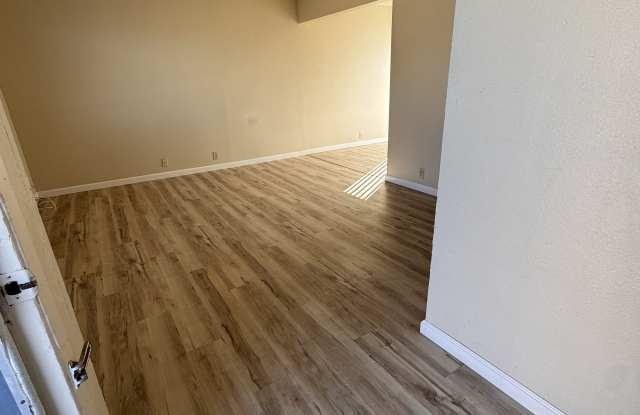 556 N Lincoln Ave photos photos