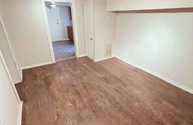 738 Liberty Street photos photos