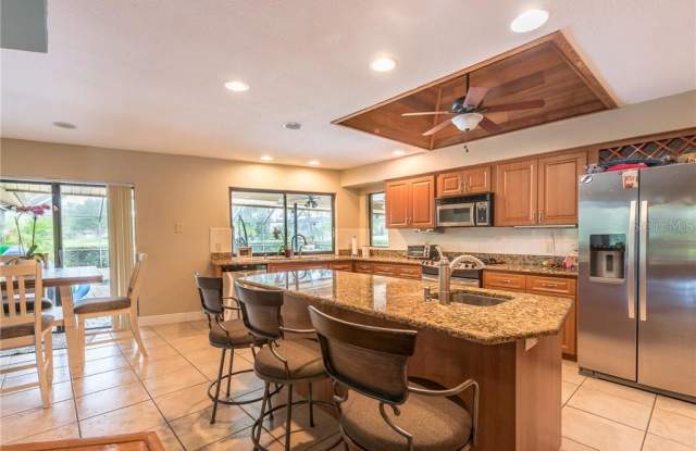13906 CAPTAINS REEF COURT Gallery 2
