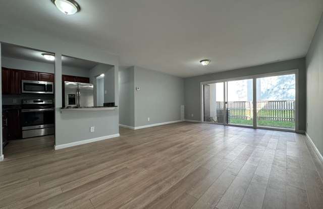 10108 CAMPUS WAY S photos photos
