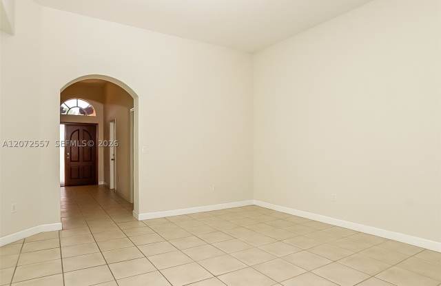 1246 SW 146th Ct Gallery 3