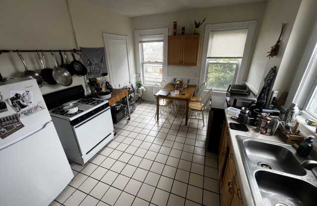 184 School St - 184 School Street, Boston, MA 02130