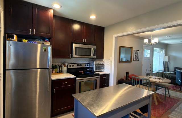Fully Furnished Brick Duplex Near Northfield – Just Bring Your Clothes! photos photos Fully Furnished Brick Duplex Near Northfield – Just Bring Your Clothes! photos photos