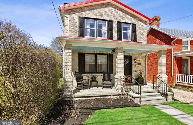 1580 W WASHINGTON STREET photos photos