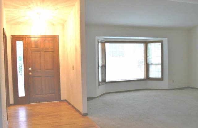 2735 214th St. SW Gallery 3