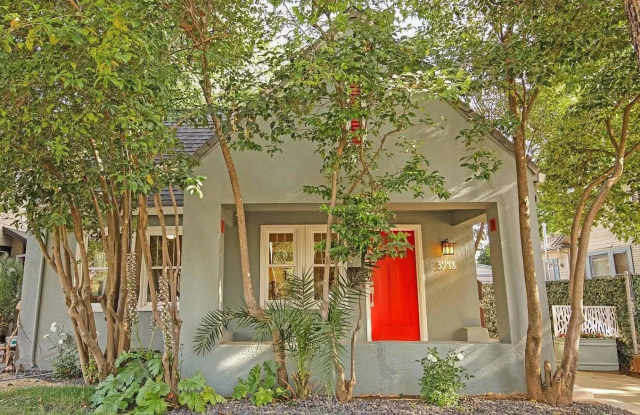 3948 Sherman Way photos photos