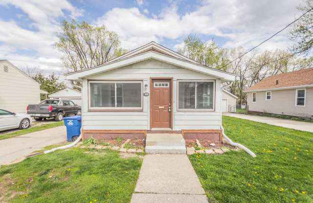 Spacious 2 bedroom 1 bath home photos photos Spacious 2 bedroom 1 bath home photos photos