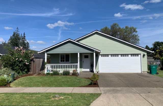 $2,600 - Beautifully-maintained single level Ranch-style Three Bedrooms, Two Baths home Ready To Lease!! photos photos