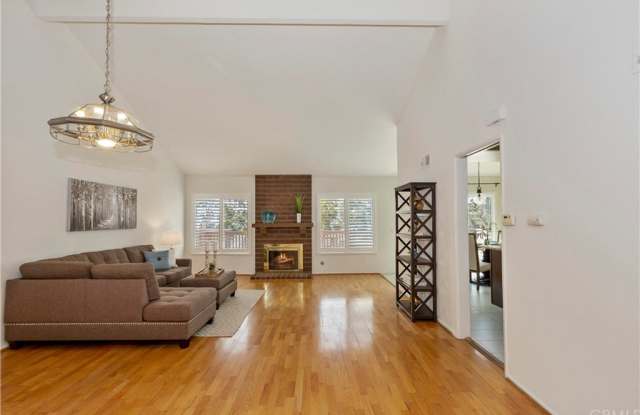 2336 Applewood Circle Gallery 4