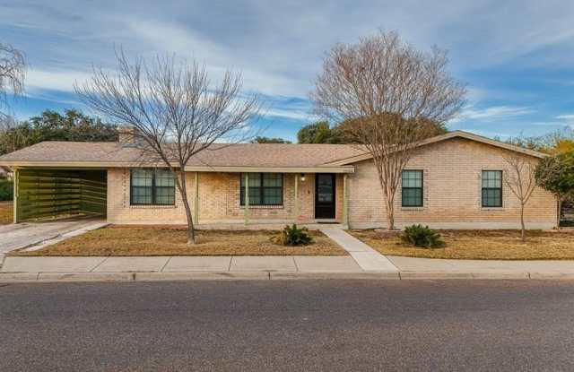 1204 Winding Ridge Dr photos photos