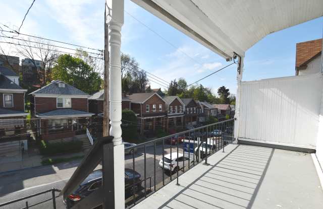 4229 Haldane St Gallery 4