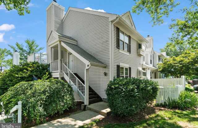 2913 South Woodley Street - 2913 South Woodley Street, Arlington, VA 22206
