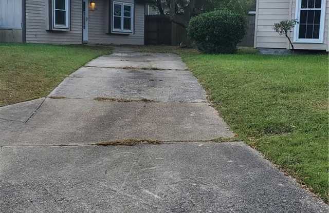 1104 Tarragon Court Gallery 2
