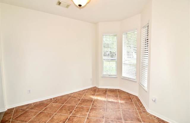 22504 Sail Harbour Court Gallery 4